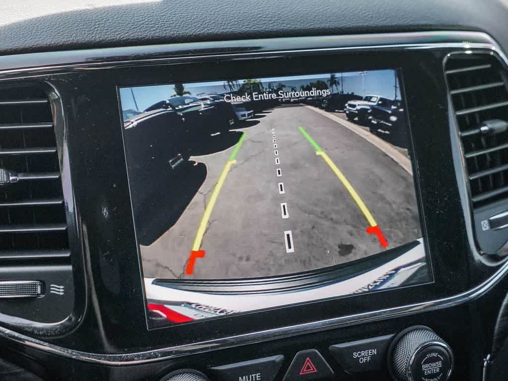 Certified 2021 Jeep Grand Cherokee Laredo X RWD image 22
