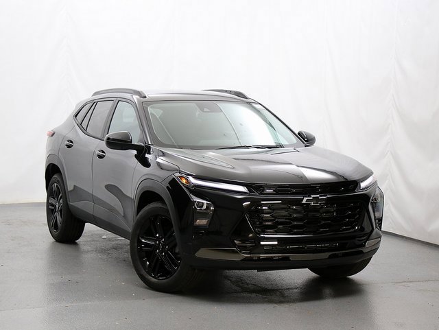 New 2026 Chevrolet Trax ACTIV w/ Driver Confidence Package image 1