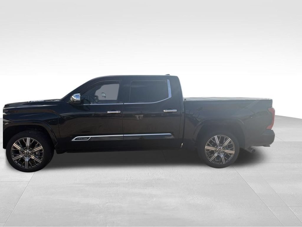 Used 2022 Toyota Tundra Capstone AWD/4WD video 2
