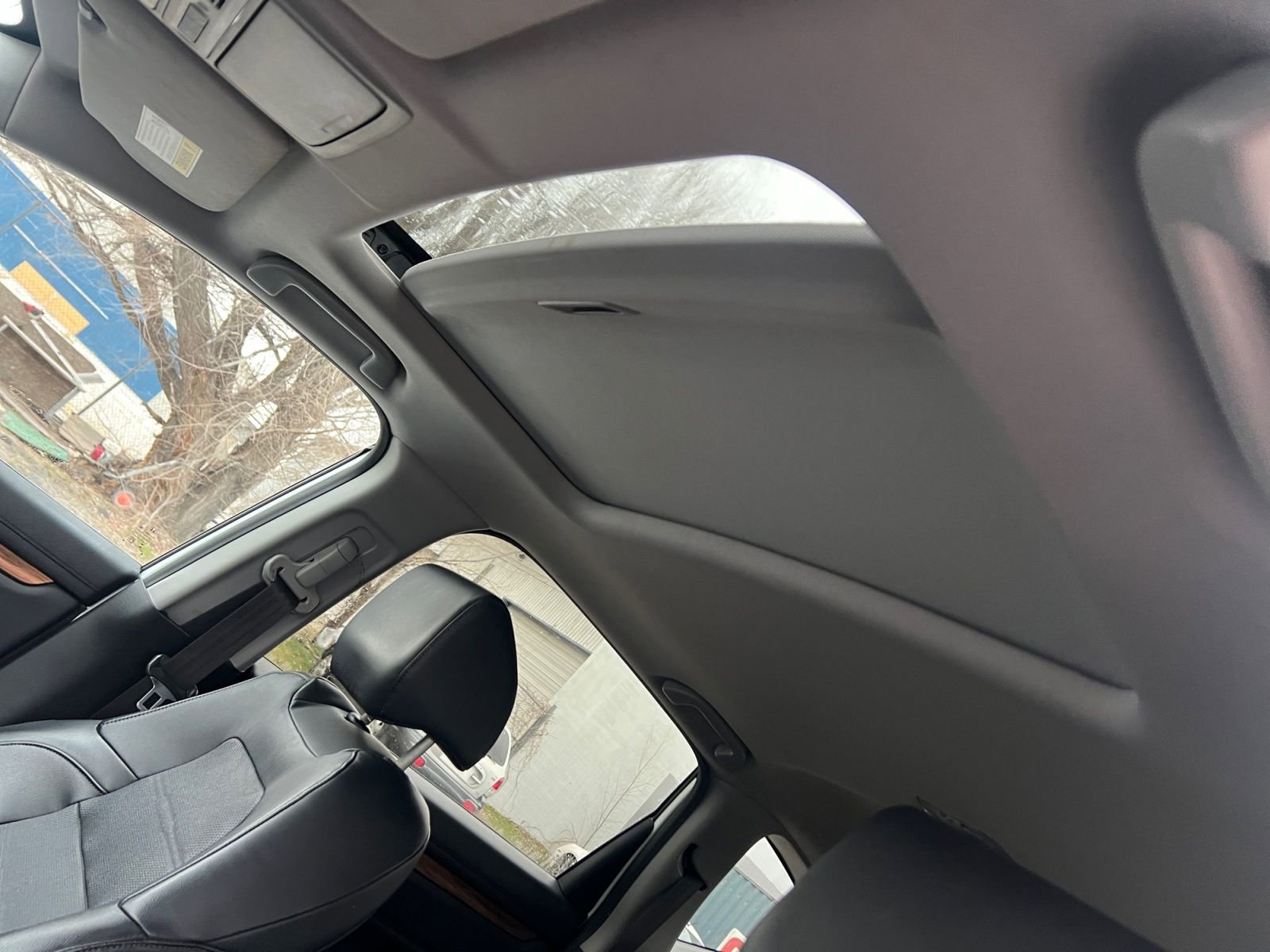 Used 2020 Honda CR-V Touring image 20