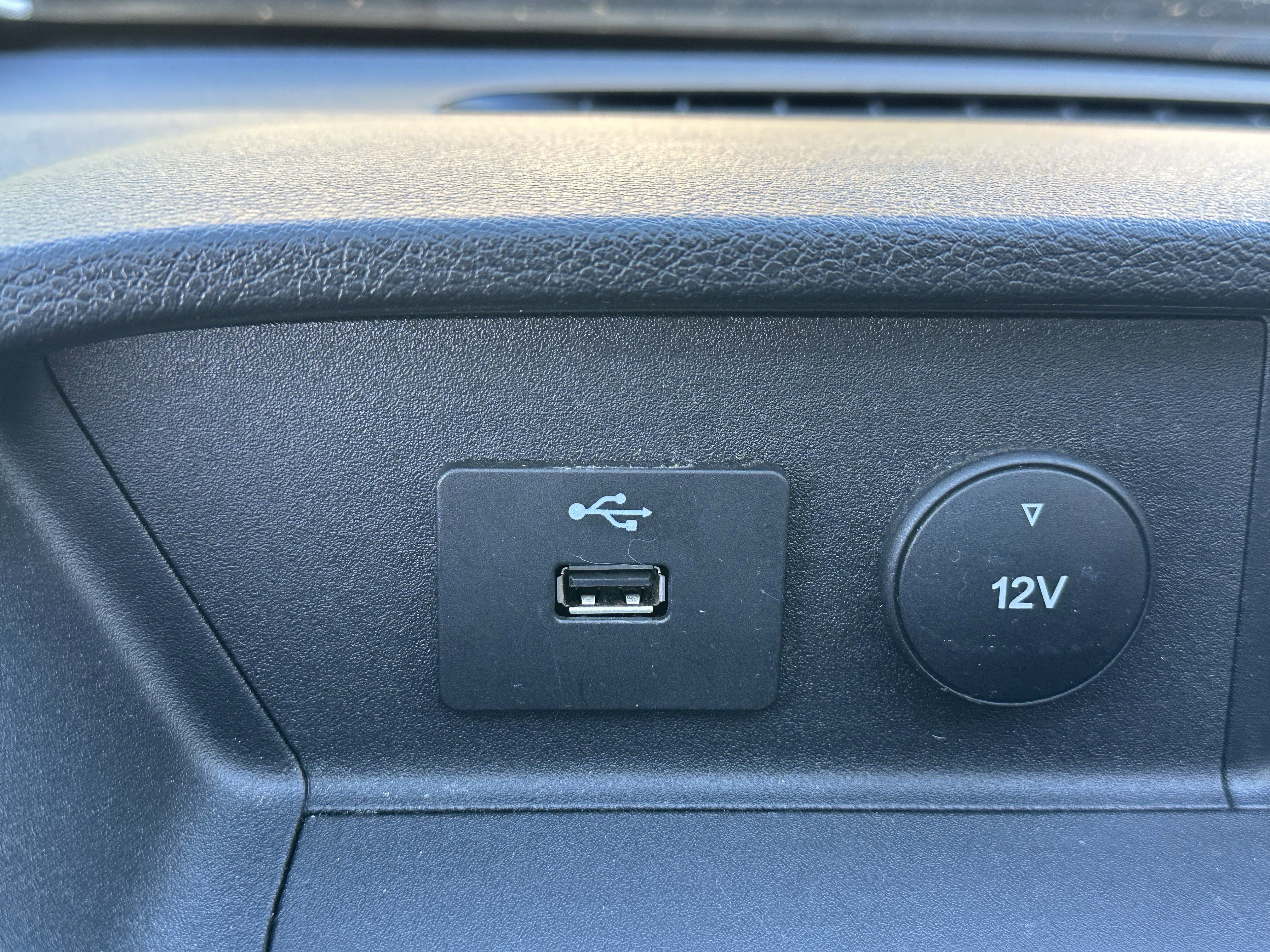 Used 2024 Ford Transit 350 XL image 33