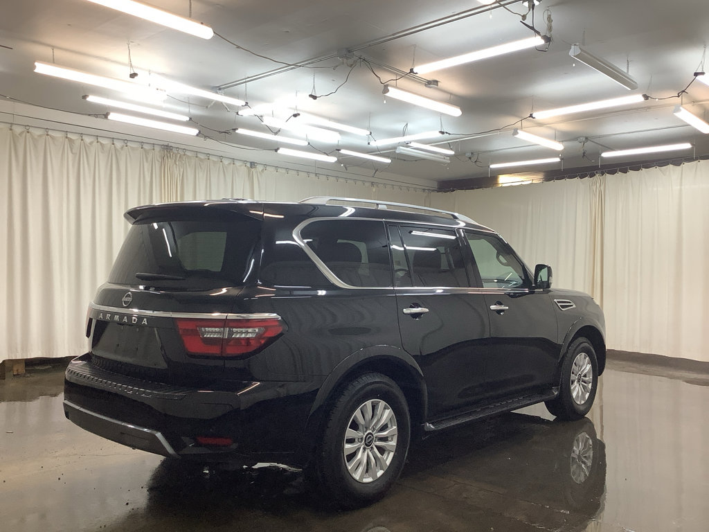Used 2024 Nissan Armada SV image 6