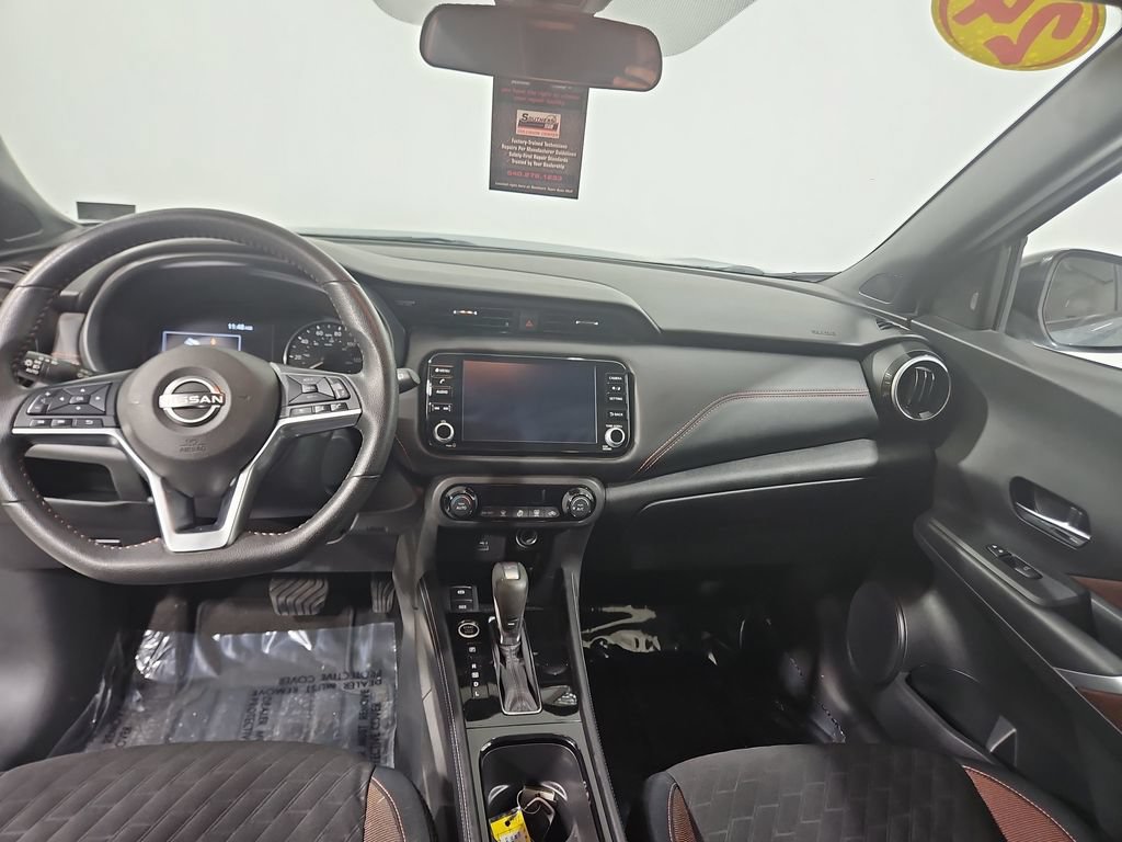 Used 2024 Nissan Kicks SR FWD image 13