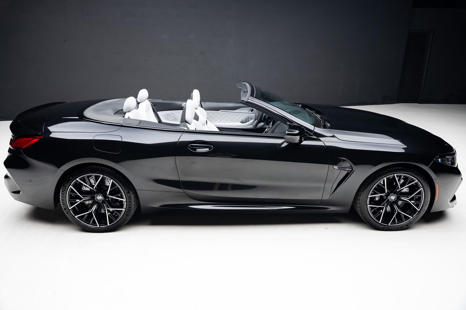 Used 2024 BMW M8 Competition image 38