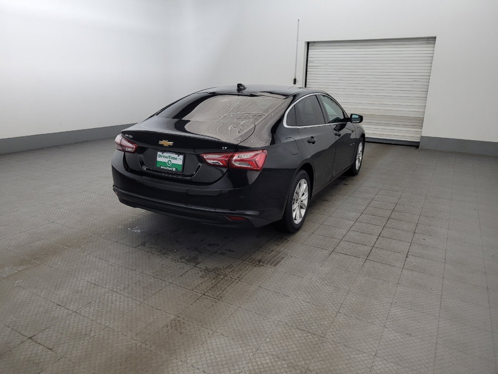 Used 2019 Chevrolet Malibu LT w/ Leather Package FWD image 9