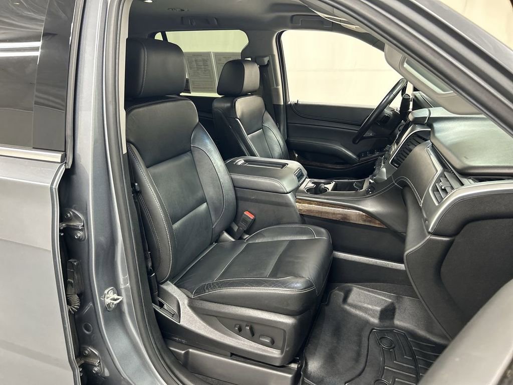 Used 2019 Chevrolet Tahoe LT w/ Off-Road Package AWD/4WD image 24