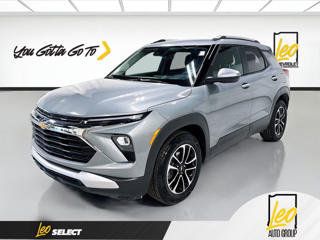 Used 2025 Chevrolet TrailBlazer LT image 1