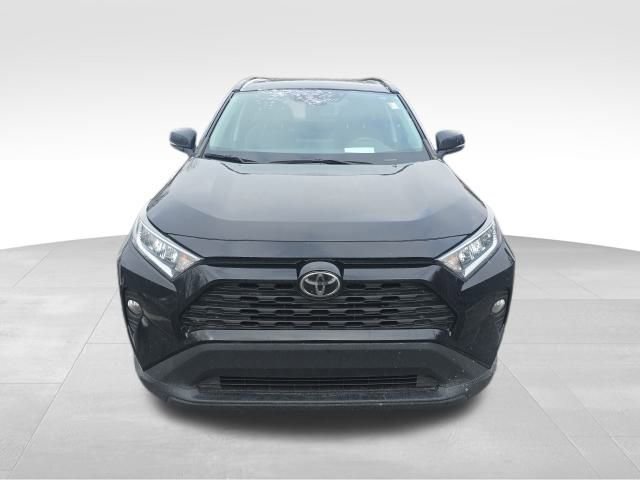 Used 2021 Toyota RAV4 XLE w/ Convenience Package image 9
