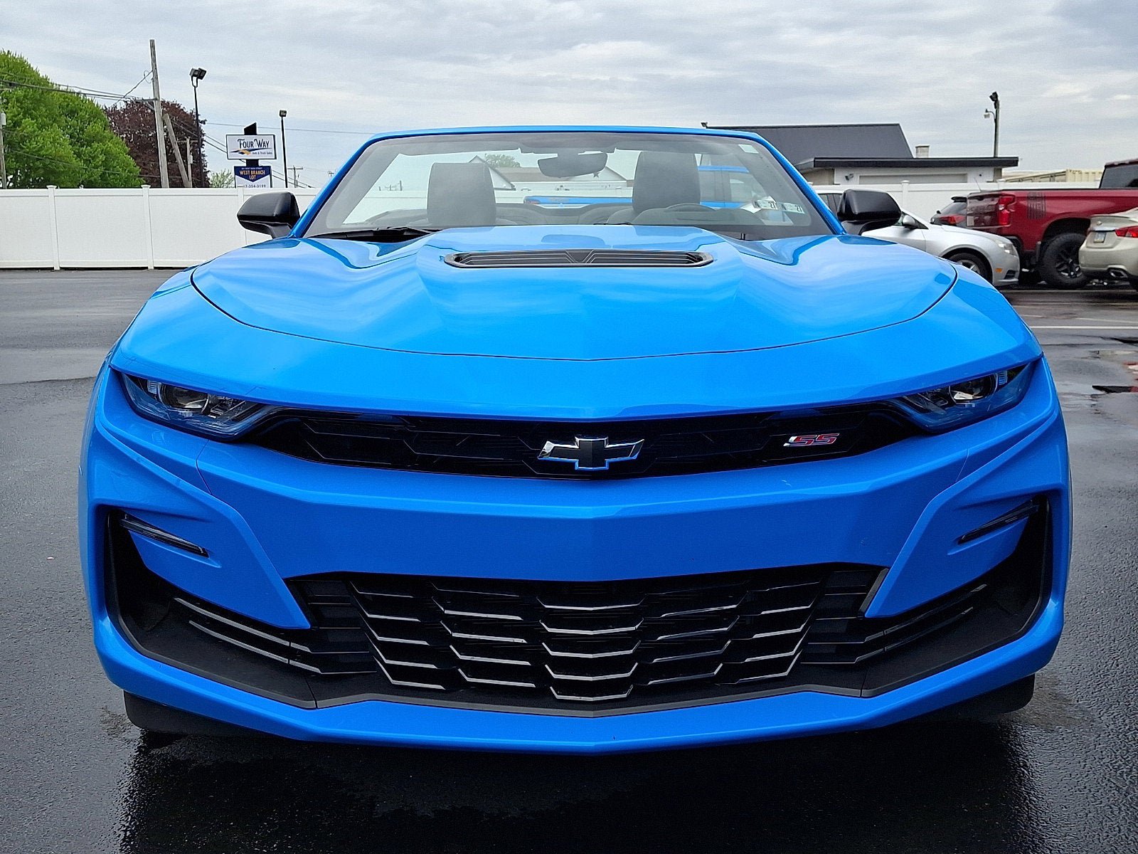 Used 2023 Chevrolet Camaro SS RWD image 2