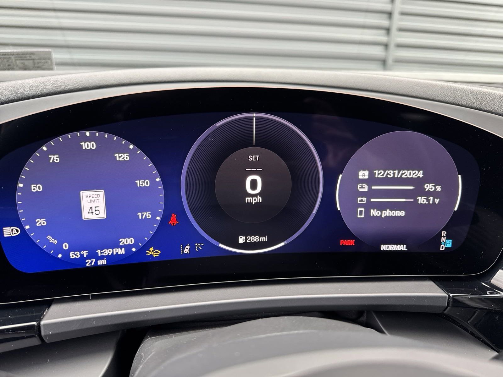 New 2025 Porsche Macan 4 Electric AWD/4WD image 33