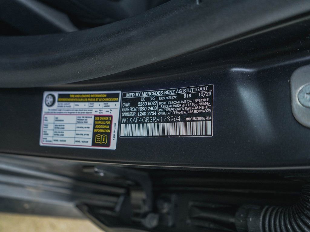 Used 2024 Mercedes-Benz C 300 Sedan image 39