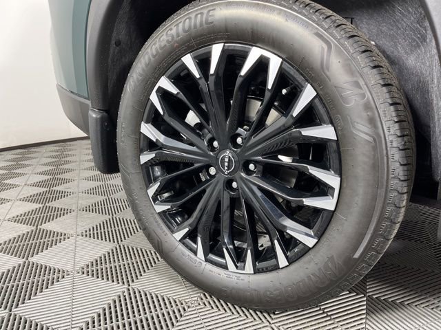 New 2026 Nissan Rogue SV image 15