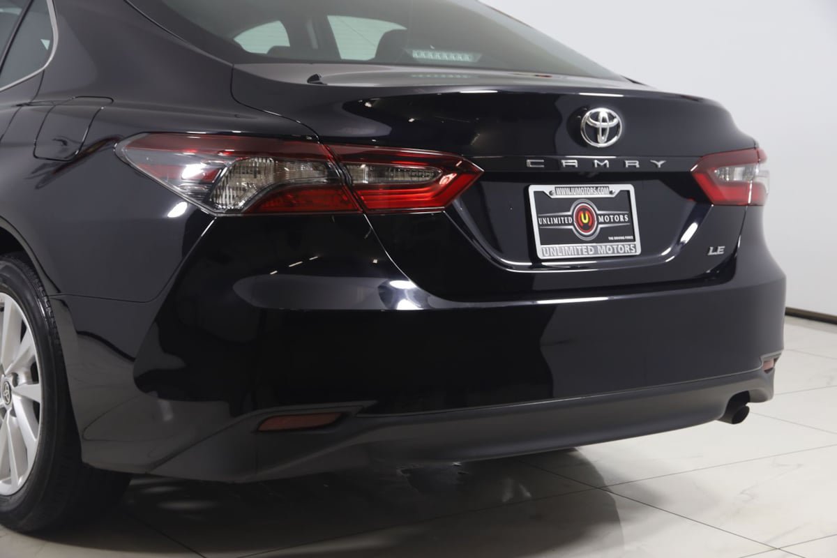 Used 2023 Toyota Camry LE FWD image 17