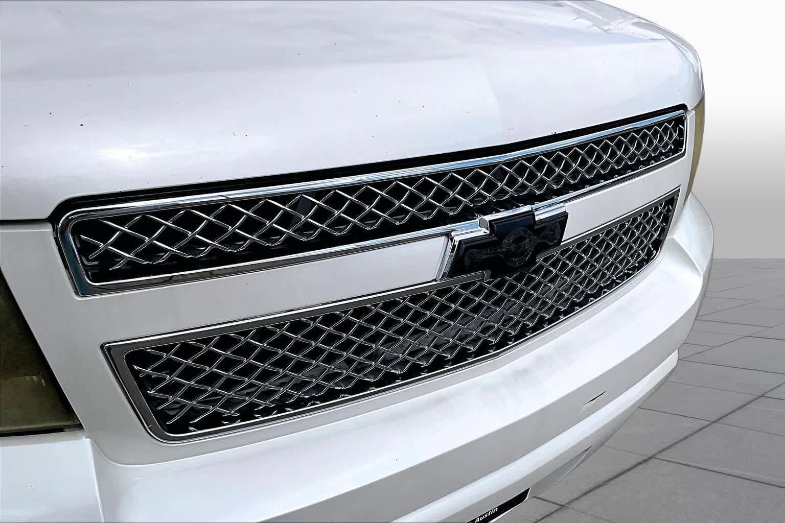 Used 2008 Chevrolet Avalanche LTZ w/ LTZ Preferred Equipment Group RWD image 30
