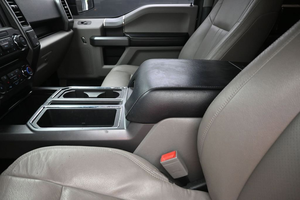 Used 2018 Ford F150 XLT w/ Equipment Group 302A Luxury AWD/4WD image 21