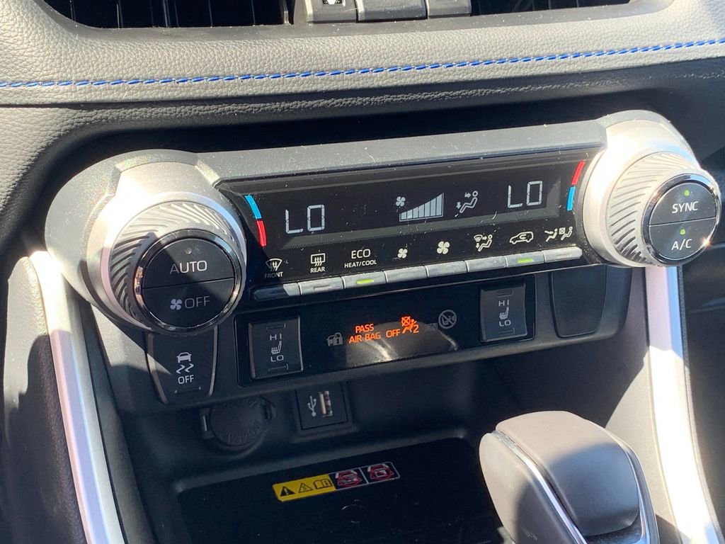 Used 2024 Toyota RAV4 XSE w/ Advanced Technology Package image 25
