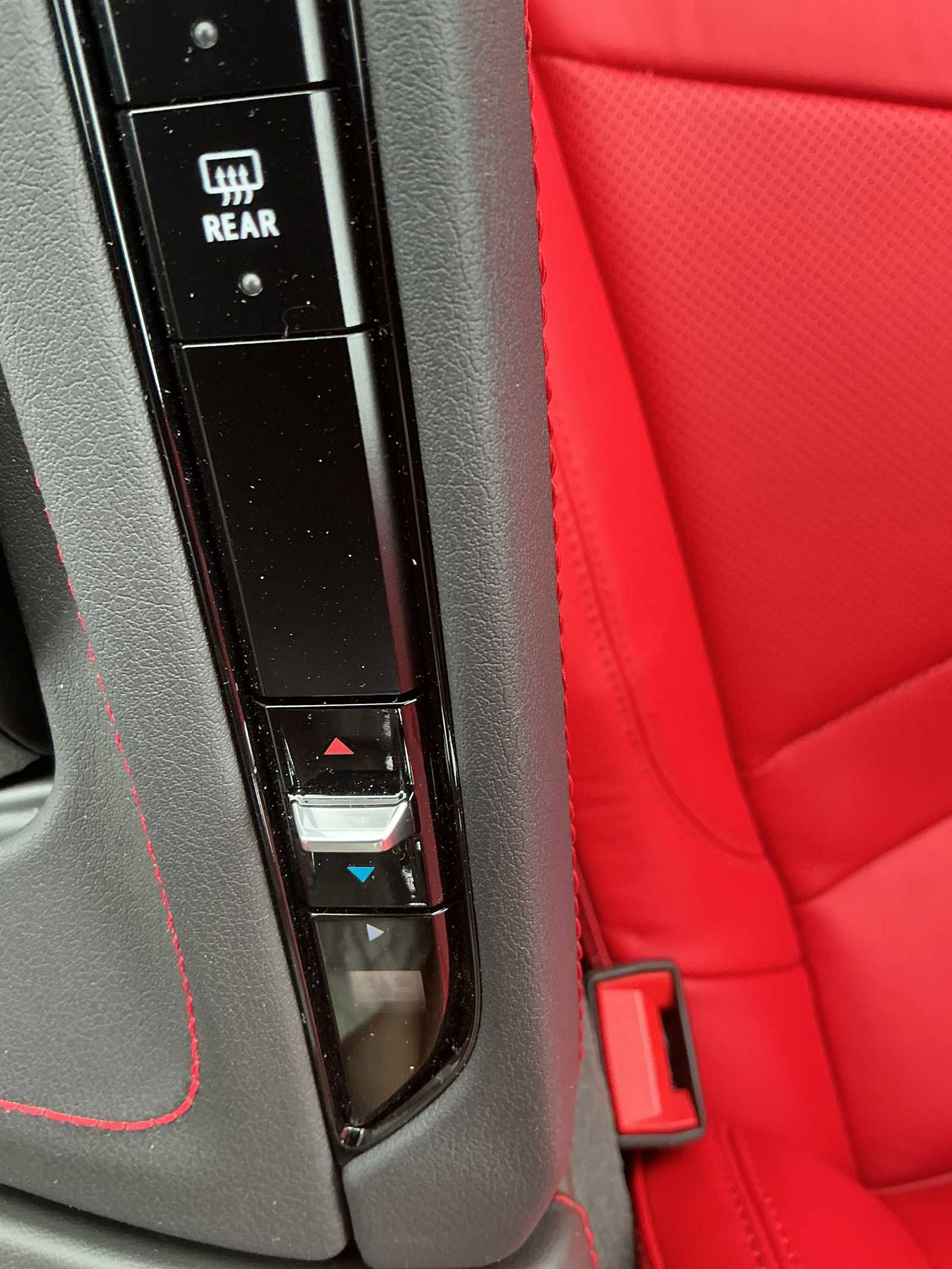 Used 2024 Chevrolet Corvette Stingray Coupe w/ 1LT image 14