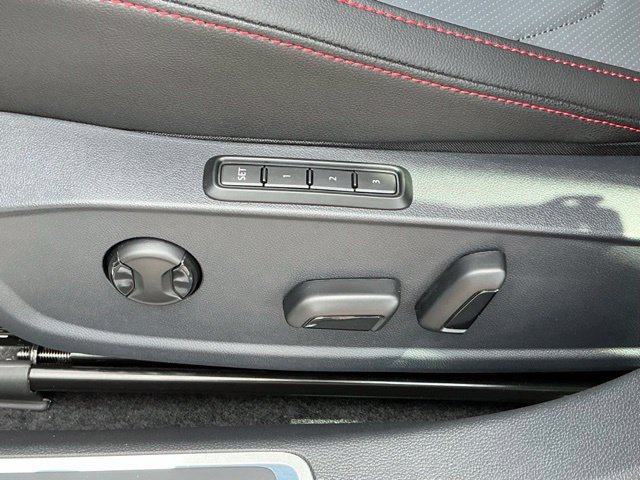 New 2027 Volkswagen Jetta GLI Autobahn FWD image 14