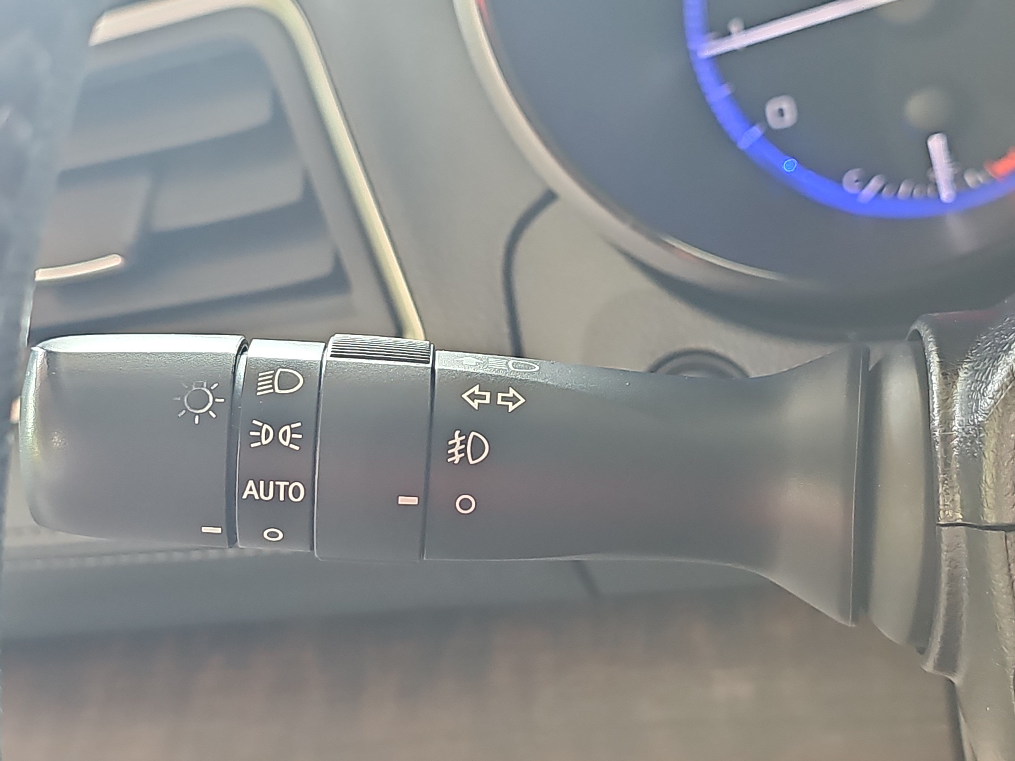 Used 2018 Subaru Outback 2.5i Limited AWD/4WD image 27