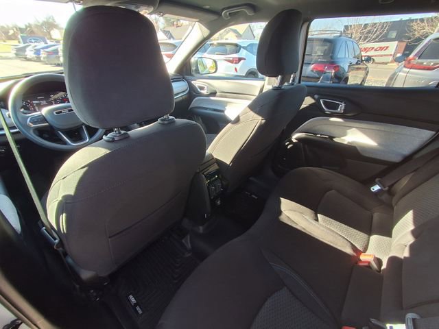 Used 2024 Jeep Compass Sport image 13