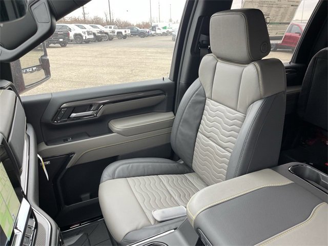 New 2026 Chevrolet Silverado 2500 ZR2 image 24