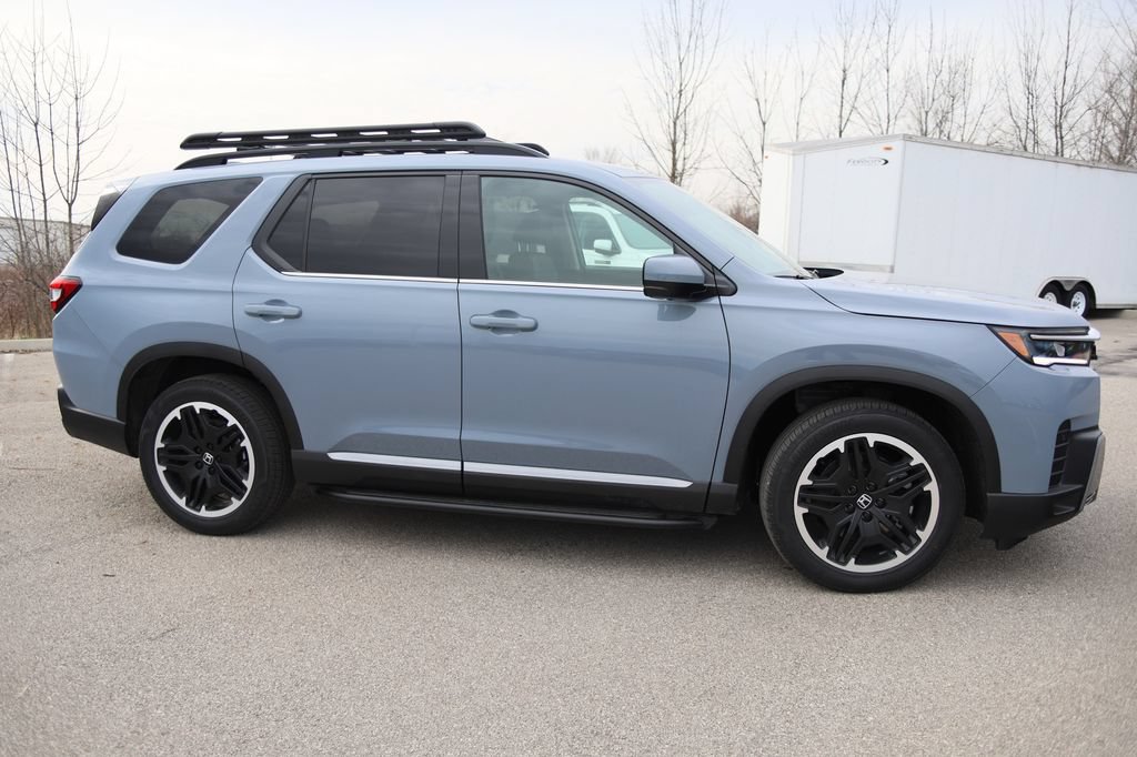 New 2026 Honda Pilot Touring image 7