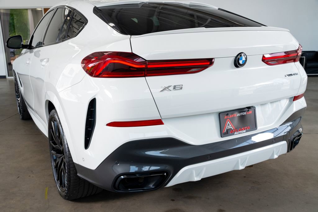 Used 2022 BMW X6 xDrive40i w/ M Sport Package AWD/4WD image 17