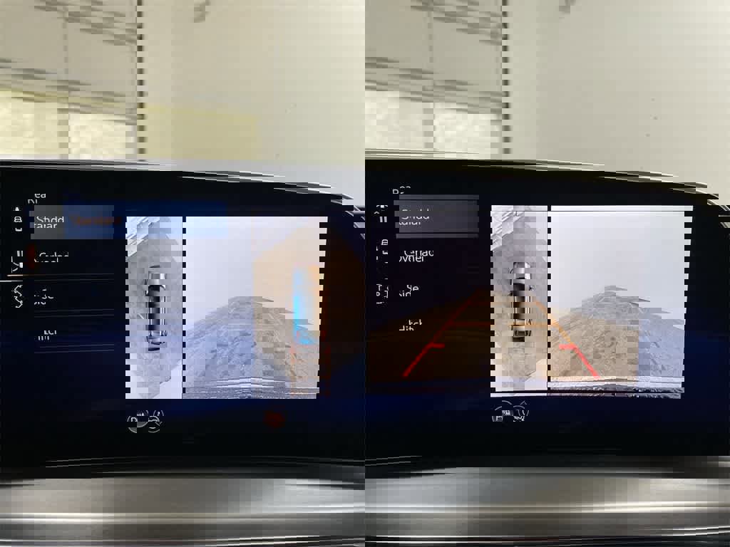 Certified 2024 Cadillac Lyriq Luxury w/ LPO, Floor Liner Package image 25