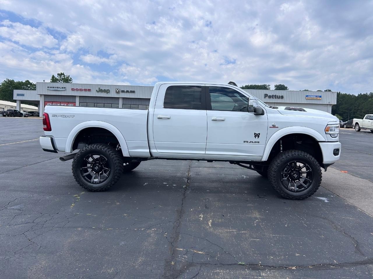 Used 2024 RAM 2500 Laramie w/ Sport Appearance Package image 2