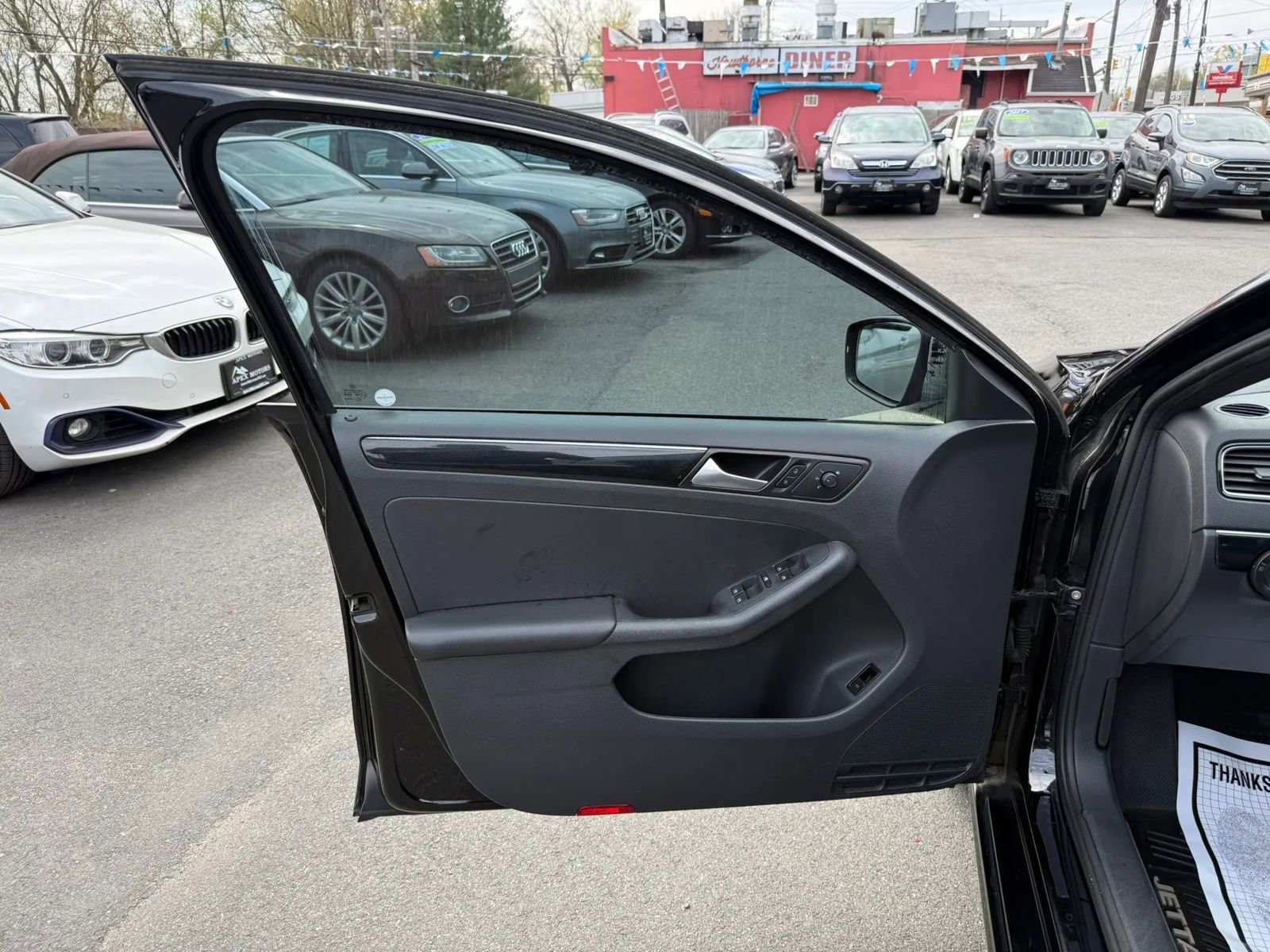 Used 2018 Volkswagen Jetta Sport FWD image 14