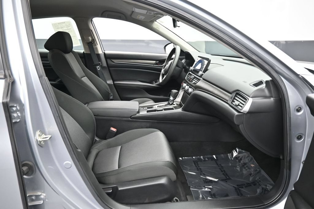 Certified 2019 Honda Accord LX image 35