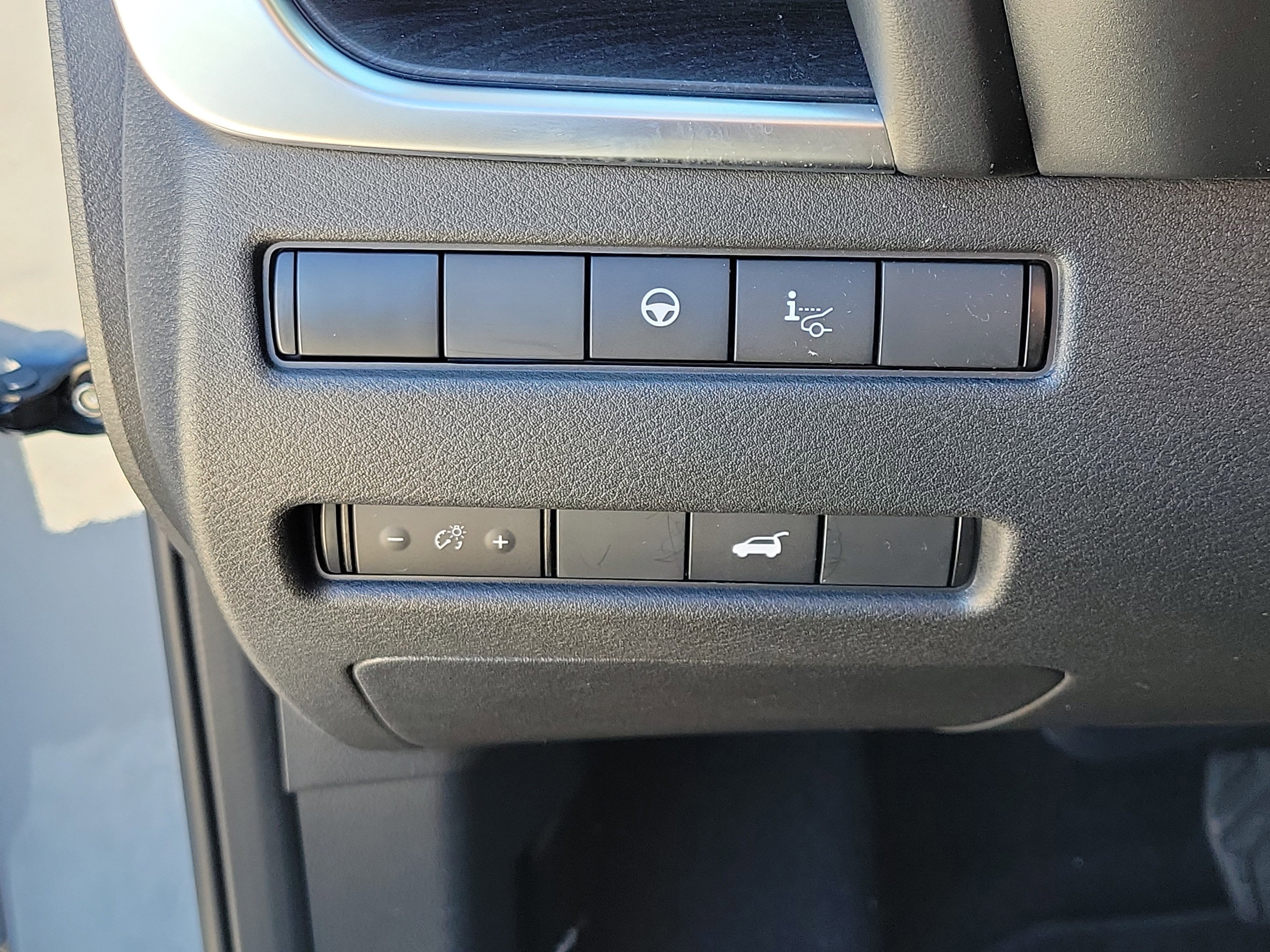 Used 2022 Nissan Rogue Platinum w/ Head-Up Display Package image 27