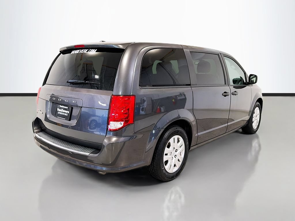 Used 2019 Dodge Grand Caravan SE w/ UConnect Hands-Free Group FWD image 6
