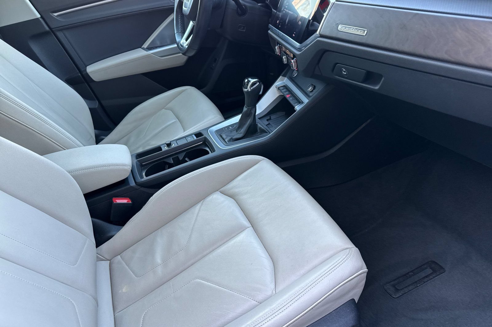 Used 2020 Audi Q3 2.0T Premium Plus AWD/4WD image 16