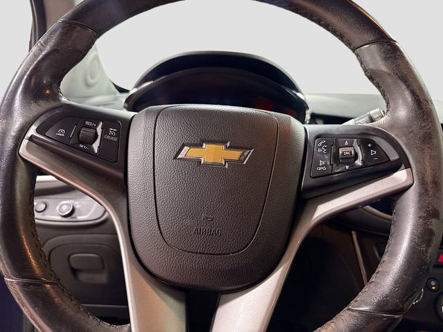 Used 2018 Chevrolet Trax LT w/ LT Convenience Package AWD/4WD image 11