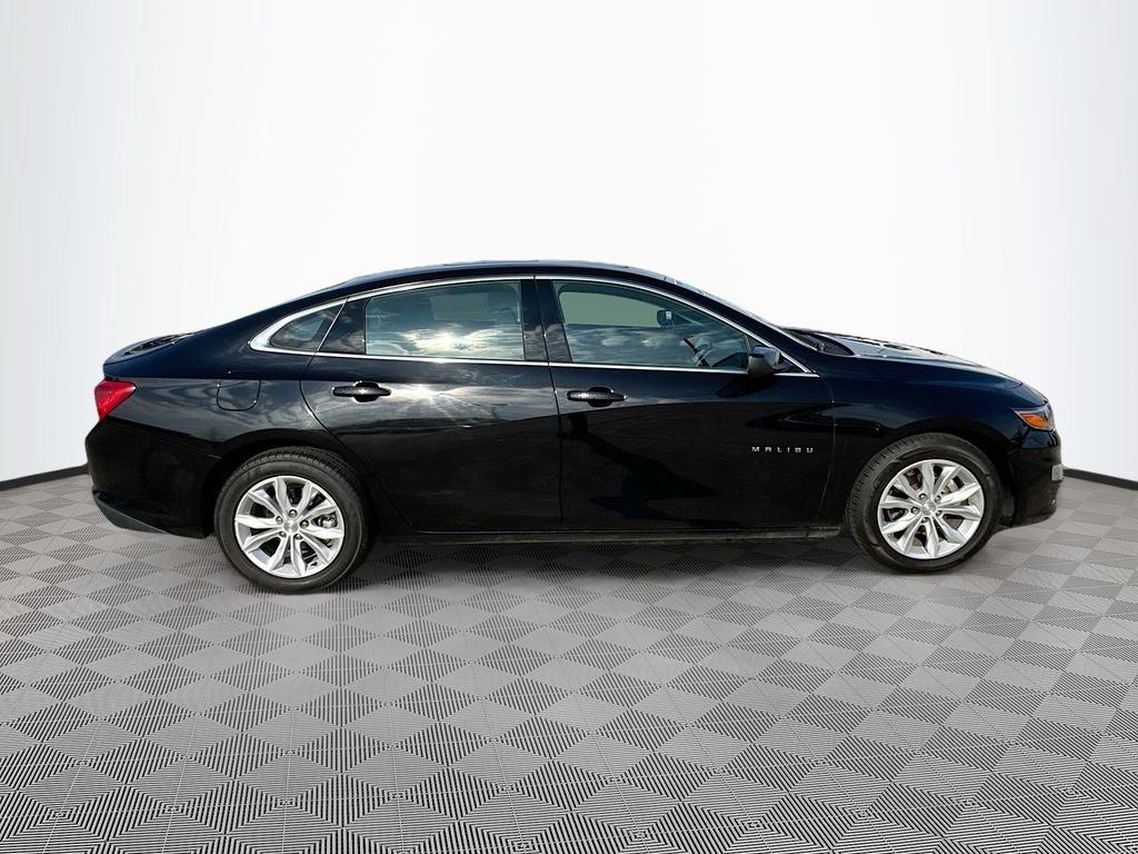 Used 2023 Chevrolet Malibu LT image 4