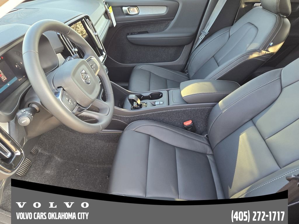 New 2026 Volvo XC40 B4 Core w/ Protection Package Premier image 12