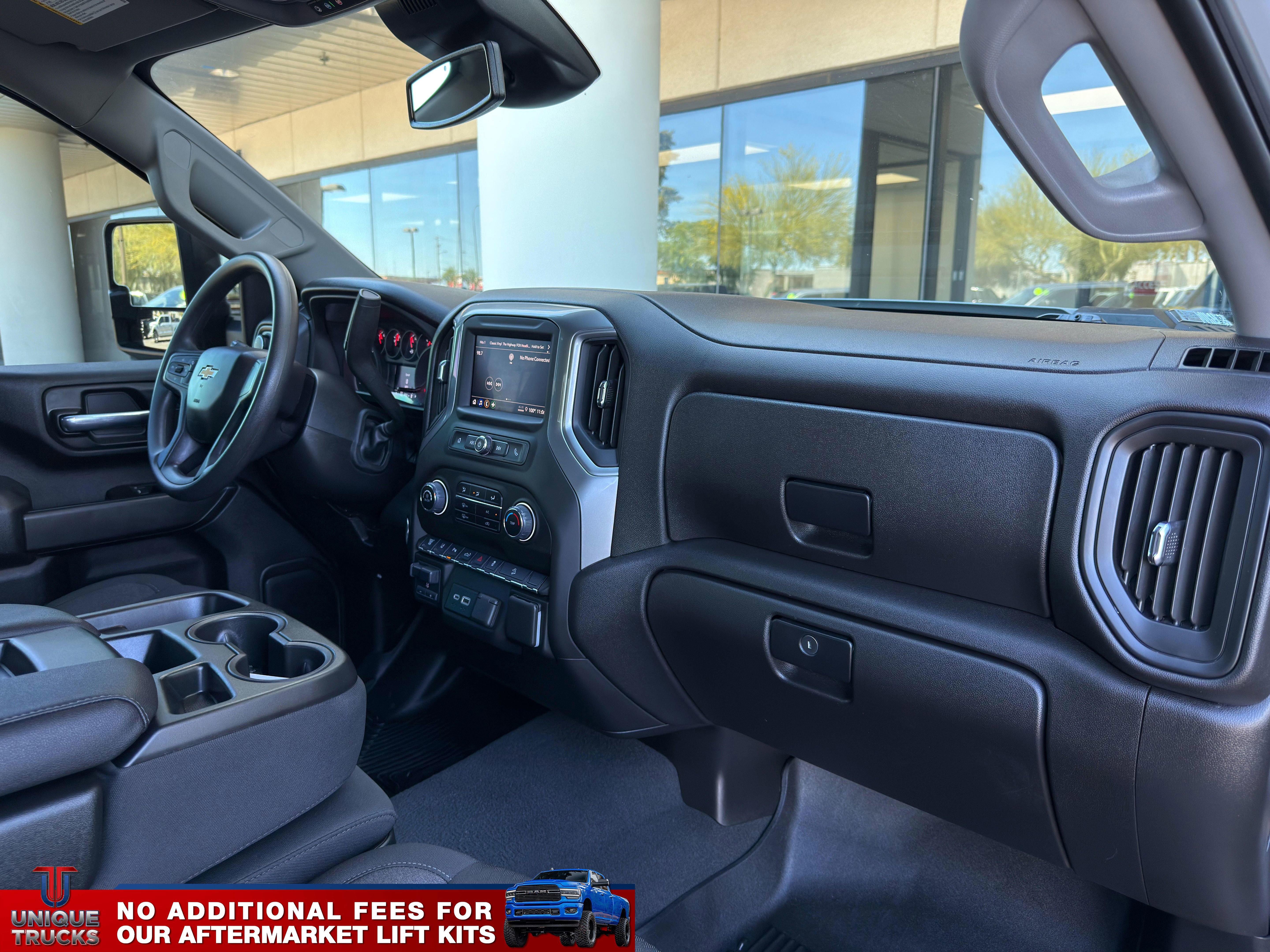 Used 2025 Chevrolet Silverado 2500 Custom w/ Custom Value Package image 28