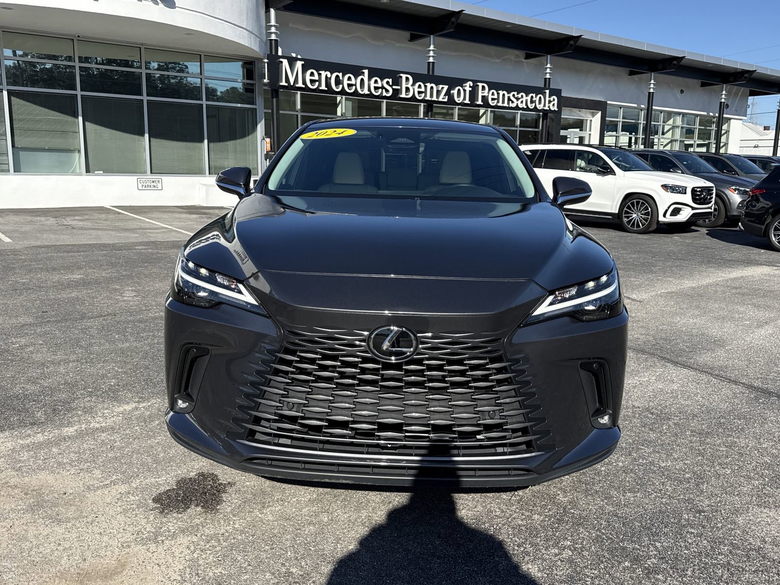 Used 2024 Lexus RX 350 FWD w/ Technology Package image 8