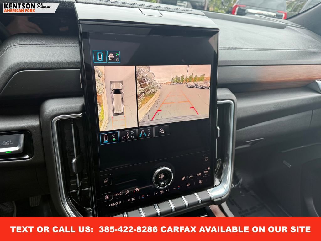 Used 2025 GMC Yukon Denali image 31