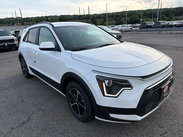 New 2026 Kia Niro LX