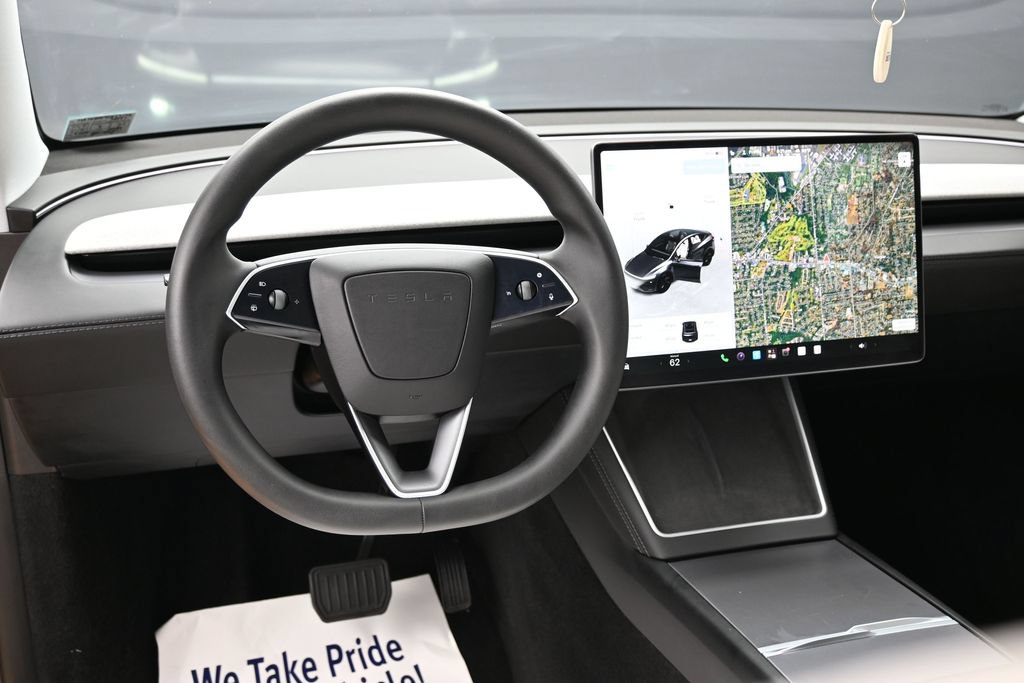 Used 2026 Tesla Model Y Long Range AWD/4WD image 38