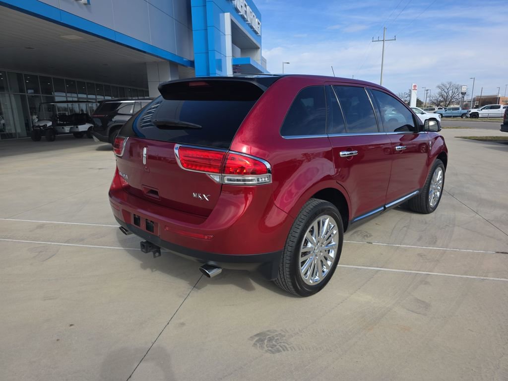 Used 2015 Lincoln MKX FWD w/ Equipment Group 102A image 19
