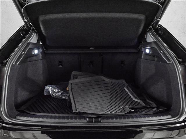 Used 2024 Audi Q4 e-tron Premium Plus w/ Premium Plus image 6