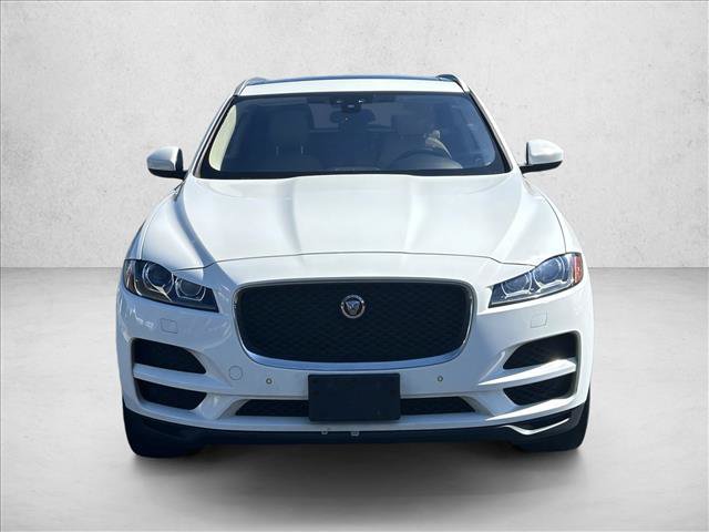 Used 2018 Jaguar F-PACE Premium AWD/4WD image 2