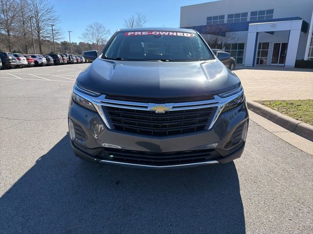 Used 2023 Chevrolet Equinox LT image 2
