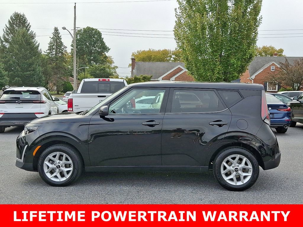 Used 2023 Kia Soul LX w/ Option Group 015 image 4