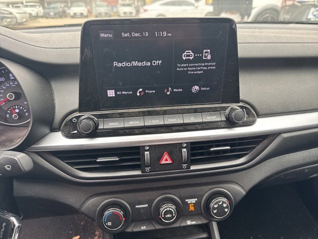 Certified 2022 Kia Forte LXS image 6