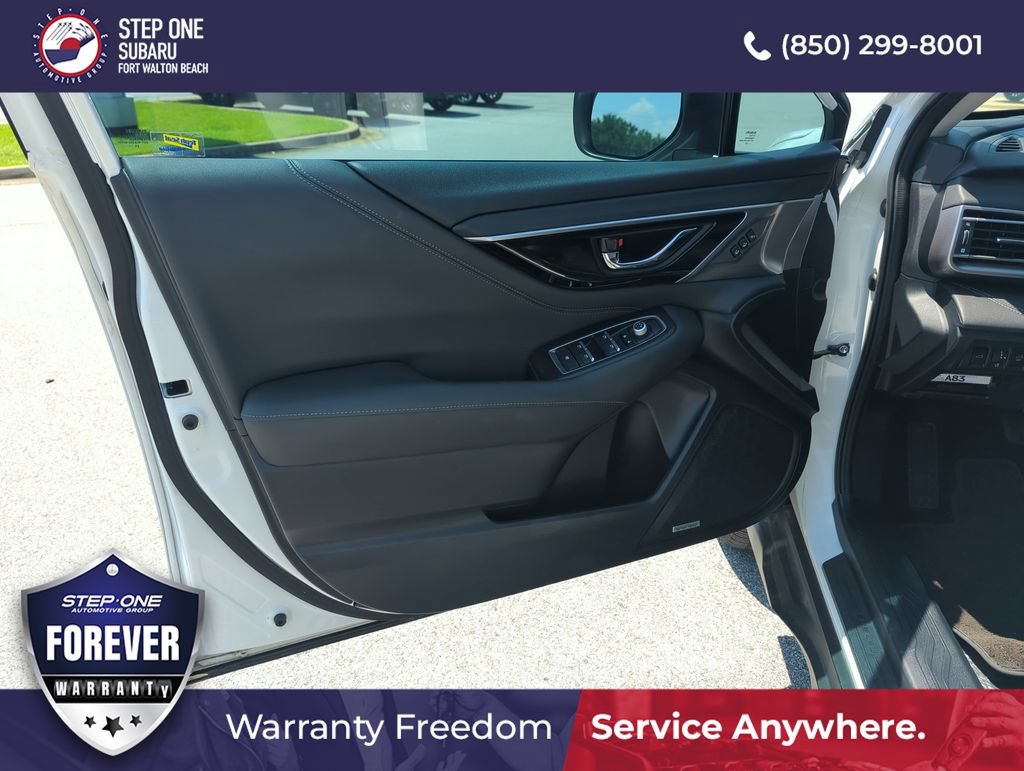 Used 2025 Subaru Outback Limited AWD/4WD image 18