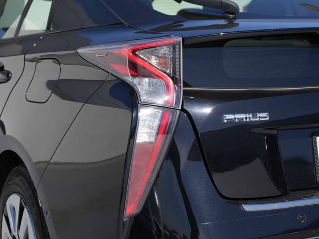 Used 2017 Toyota Prius Two w/ Prius Two Safety Plus Package FWD image 10